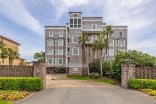 744 Ocean Blvd 202, St Simons Island, GA 31522