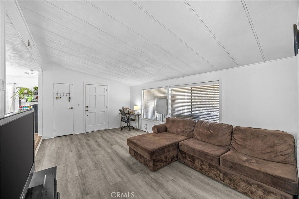 Image 6 of property listing at 25681 Alessandro Boulevard 65, Moreno Valley, CA 92553