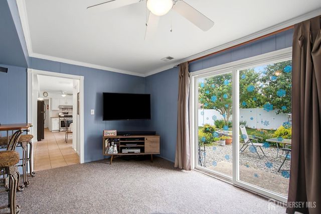 10 George Avenue, Monroe, NJ 08831