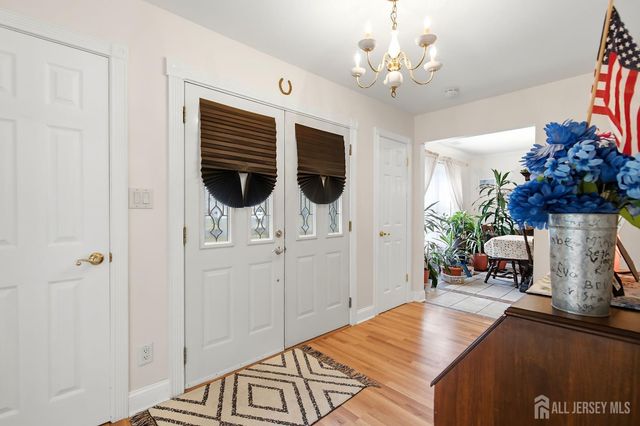 10 George Avenue, Monroe, NJ 08831
