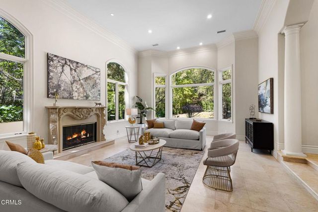 4080 Dover Road, La Canada Flintridge, CA 91011