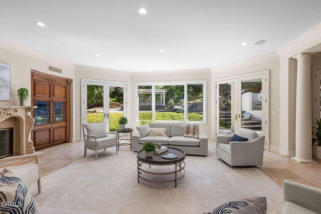 4080 Dover Road, La Canada Flintridge, CA 91011