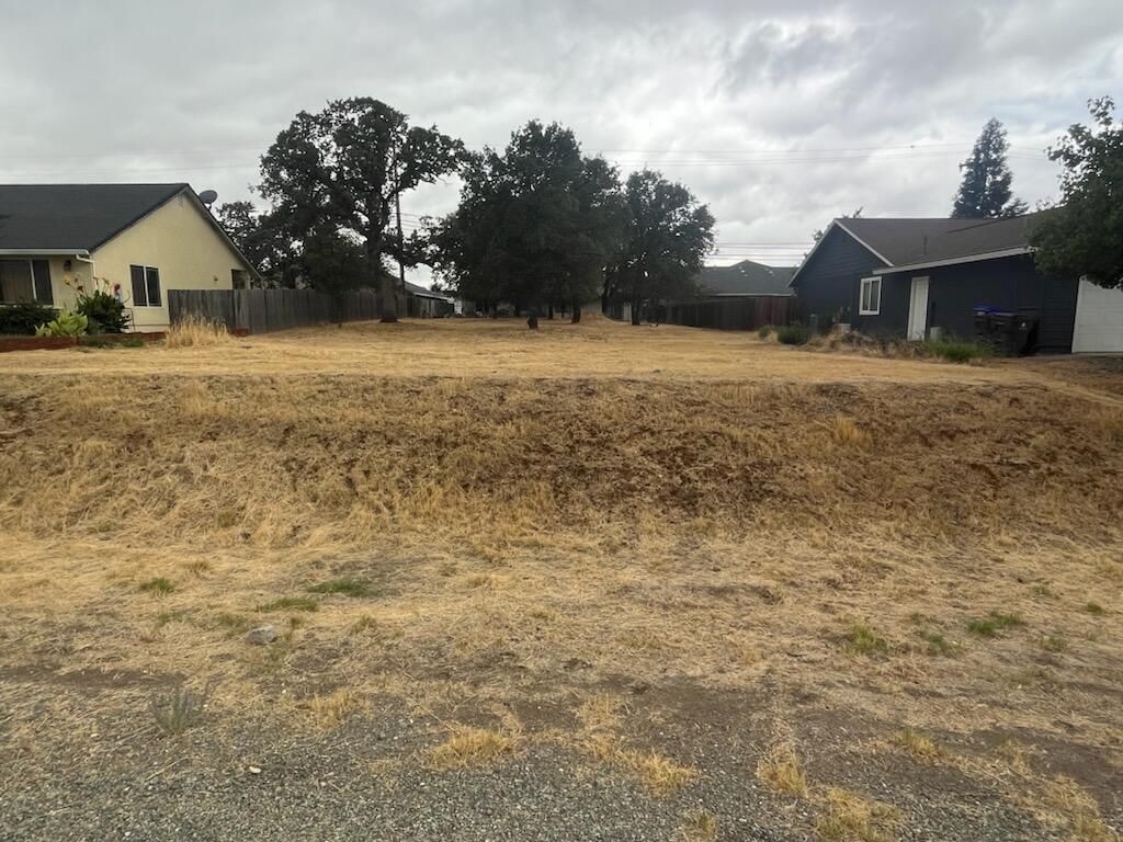 19599 Lake California Drive, Cottonwood, CA 96022