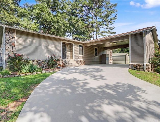 105 Kingsbrook Street, Hot Springs, AR 71913
