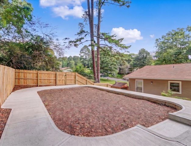 105 Kingsbrook Street, Hot Springs, AR 71913