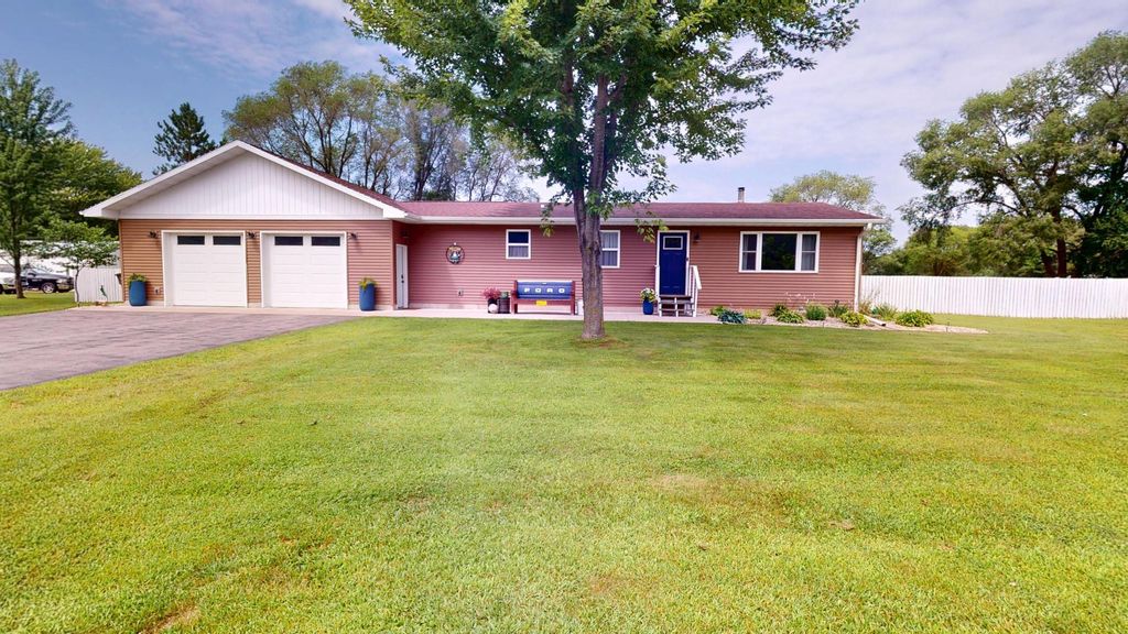 Image 1 of property listing at N7781 Amsterdam Prairie Road, Holmen, WI 54636