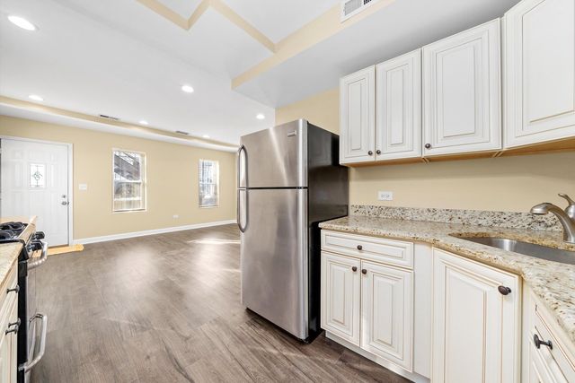 552 W Cullerton Street G, Chicago, IL 60616