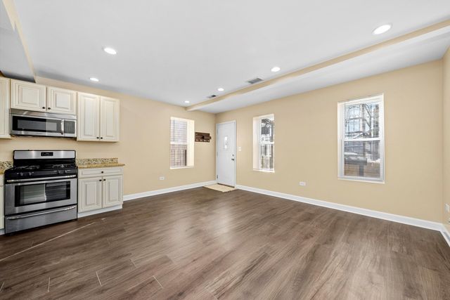 552 W Cullerton Street G, Chicago, IL 60616