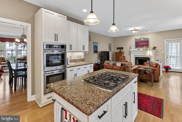 4818 9TH ST S, Arlington, VA 22204