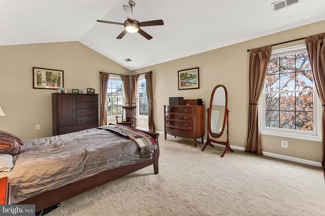 4818 9TH ST S, Arlington, VA 22204