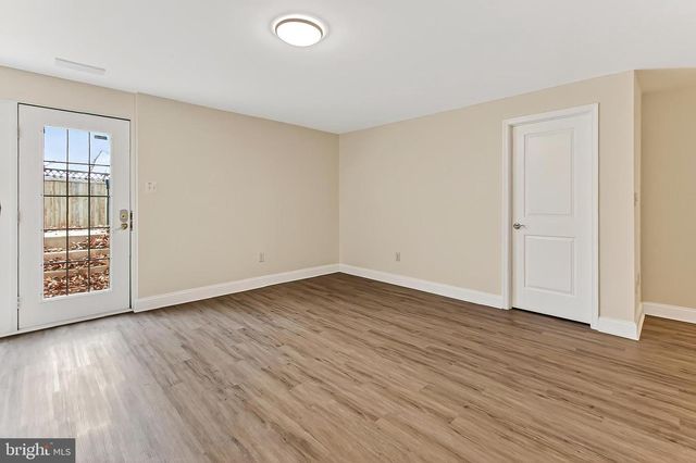 4818 9TH ST S, Arlington, VA 22204