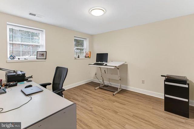 4818 9TH ST S, Arlington, VA 22204