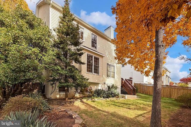 4818 9TH ST S, Arlington, VA 22204