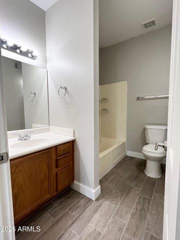 5757 W EUGIE Avenue 2049, Glendale, AZ 85304