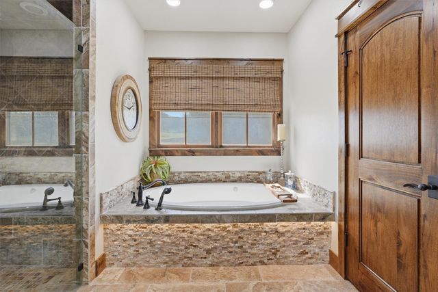 1080 Cascade Lane, Graford, TX 76449