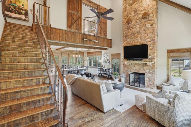 1080 Cascade Lane, Graford, TX 76449