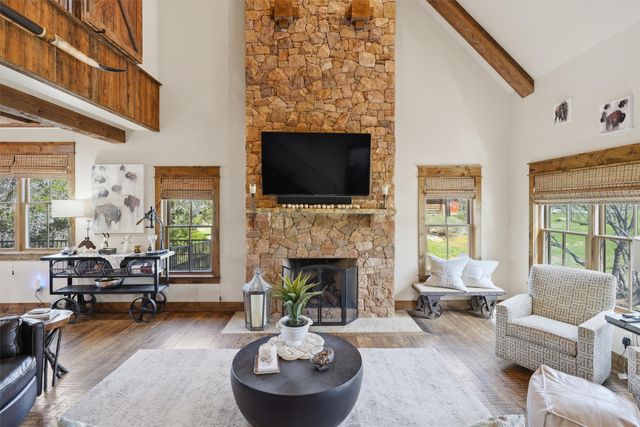 1080 Cascade Lane, Graford, TX 76449