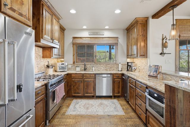 1080 Cascade Lane, Graford, TX 76449