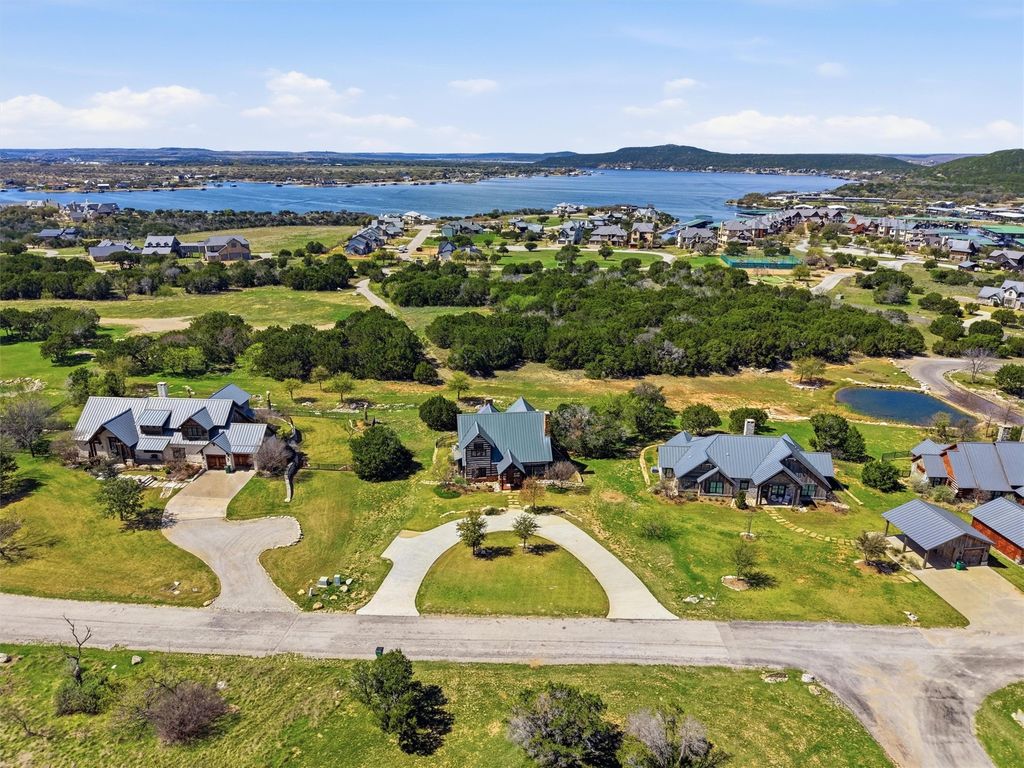 1080 Cascade Lane, Graford, TX 76449