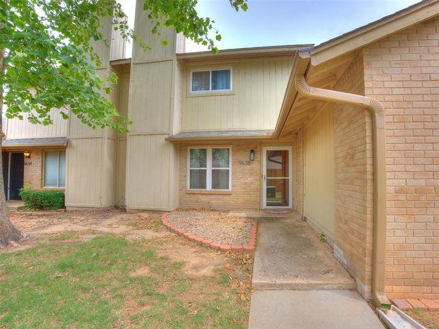 9636 N Hefner Village Boulevard, Oklahoma City, OK 73162