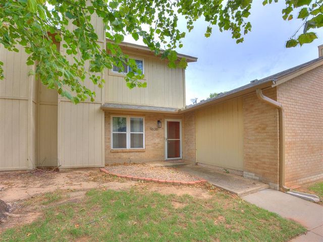 9636 N Hefner Village Boulevard, Oklahoma City, OK 73162