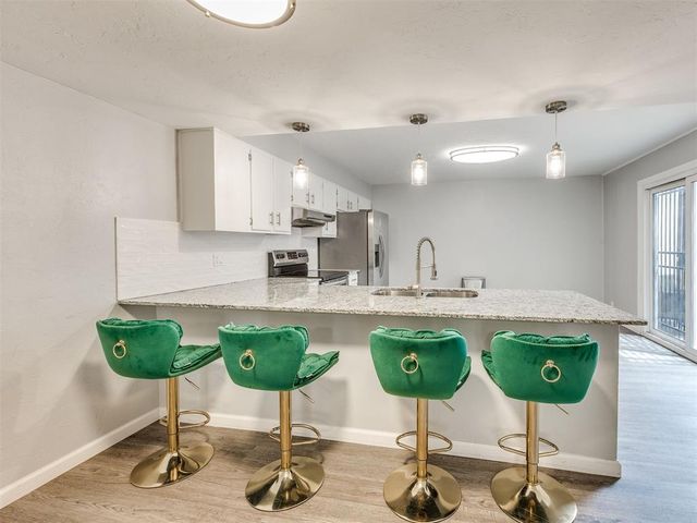 9636 N Hefner Village Boulevard, Oklahoma City, OK 73162