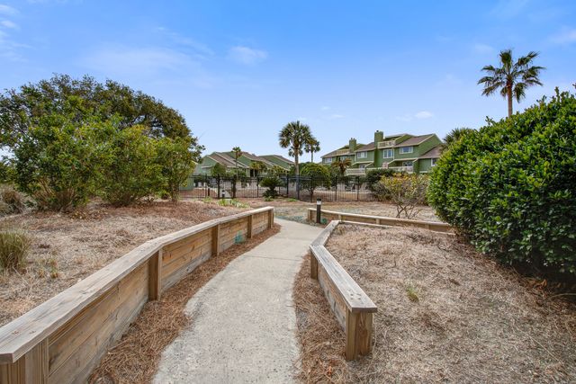 7000 Palmetto Drive Unit 5a, Isle Of Palms, SC 29451
