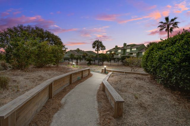 7000 Palmetto Drive Unit 5a, Isle Of Palms, SC 29451