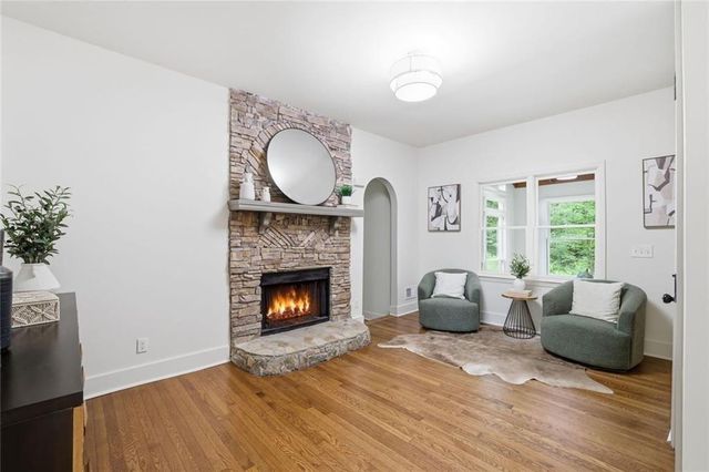 4291 Riverlake Way, Snellville, GA 30039