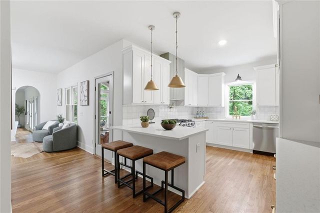 4291 Riverlake Way, Snellville, GA 30039