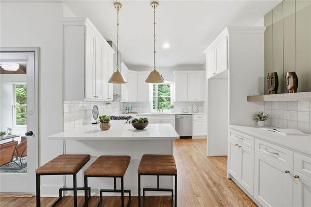 4291 Riverlake Way, Snellville, GA 30039