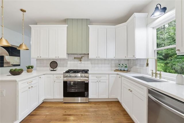 4291 Riverlake Way, Snellville, GA 30039