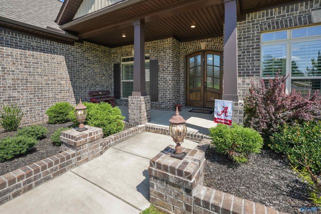 235 Idle Creek Drive, Huntsville, AL 35811