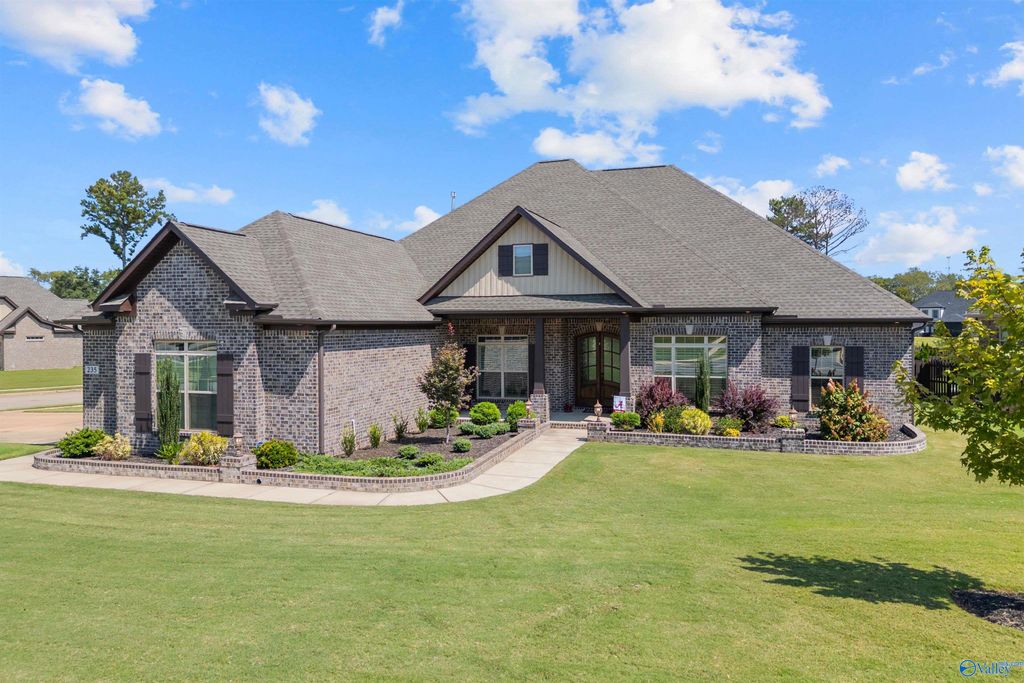 235 Idle Creek Drive, Huntsville, AL 35811