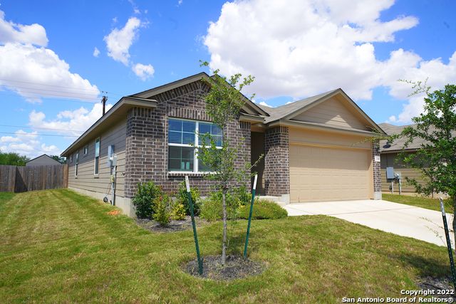 316 TOWN FRK, Cibolo, TX 78108