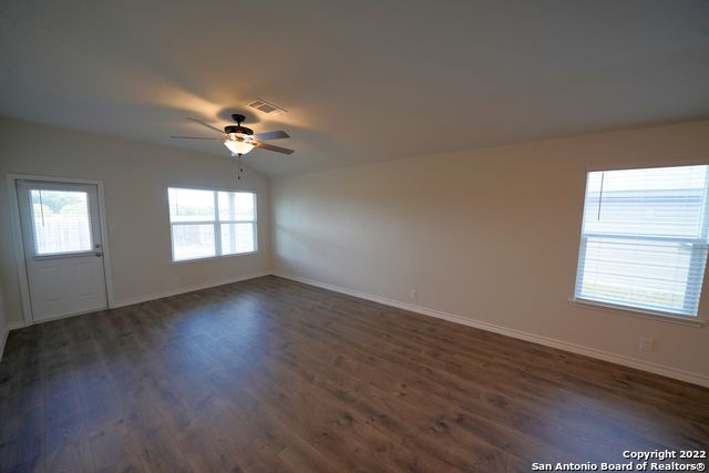 316 TOWN FRK, Cibolo, TX 78108