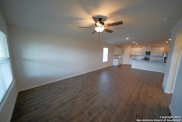 316 TOWN FRK, Cibolo, TX 78108