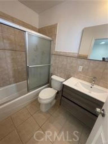 22029 Covello, Canoga Park (los Angeles), CA 91303