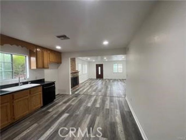 22029 Covello, Canoga Park (los Angeles), CA 91303