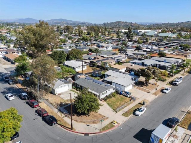 559 Lindsay Street, El Cajon, CA 92020