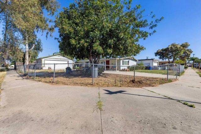 559 Lindsay Street, El Cajon, CA 92020