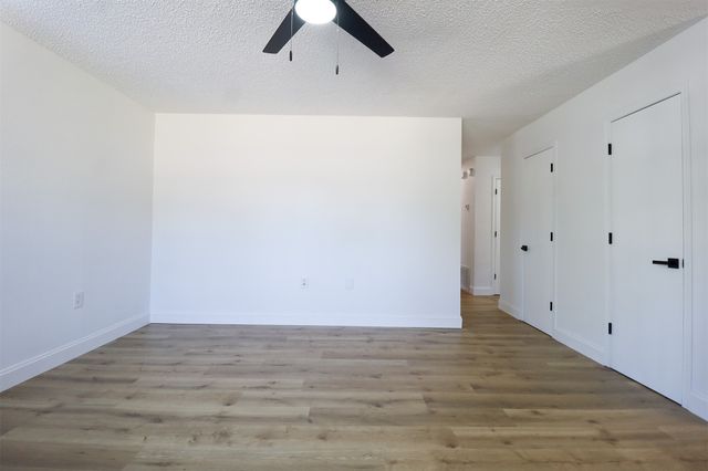 1007 W 9th Street, Claremore, OK 74017