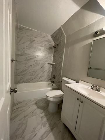 1114 E Pecan Street, Angleton, TX 77515