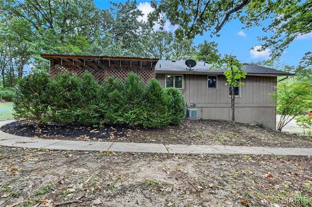3649 Hopewell Road, Wentzville, MO 63385