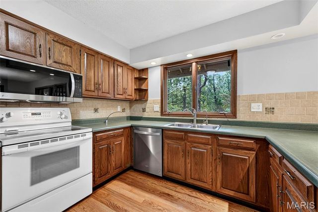 3649 Hopewell Road, Wentzville, MO 63385