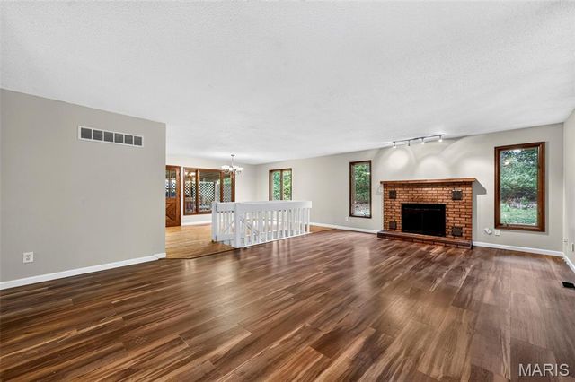 3649 Hopewell Road, Wentzville, MO 63385