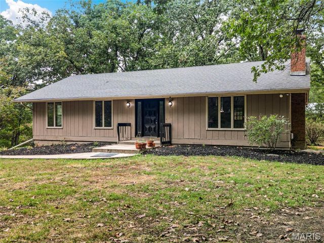 3649 Hopewell Road, Wentzville, MO 63385