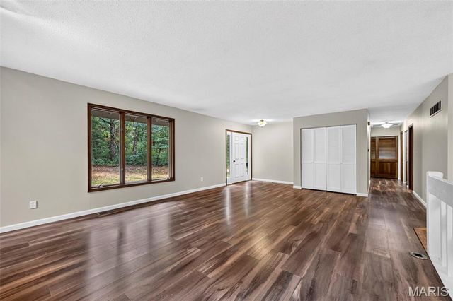 3649 Hopewell Road, Wentzville, MO 63385