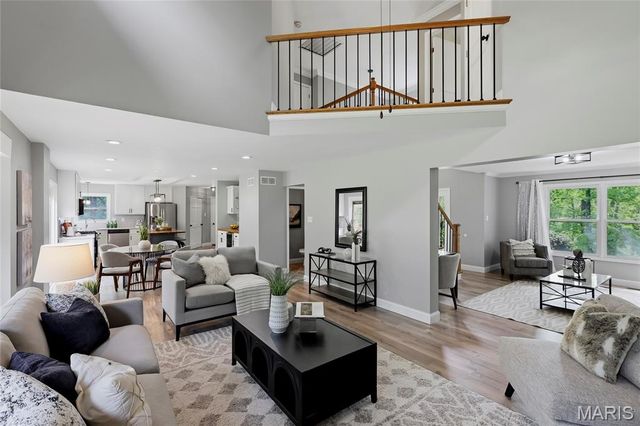 18217 Prickly Pear Court, Pacific, MO 63069