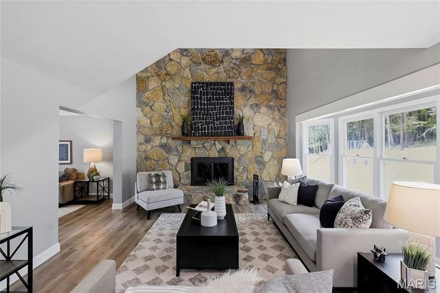 18217 Prickly Pear Court, Pacific, MO 63069